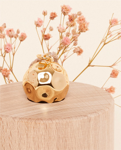 MOON Pregnancy Necklace on...