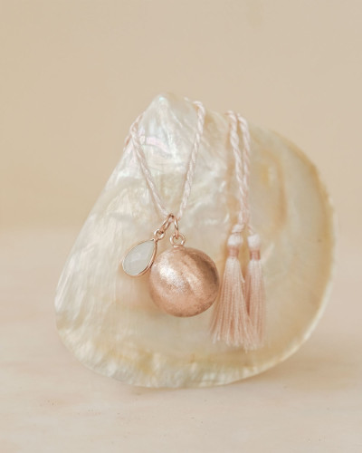 Gemstones Bola