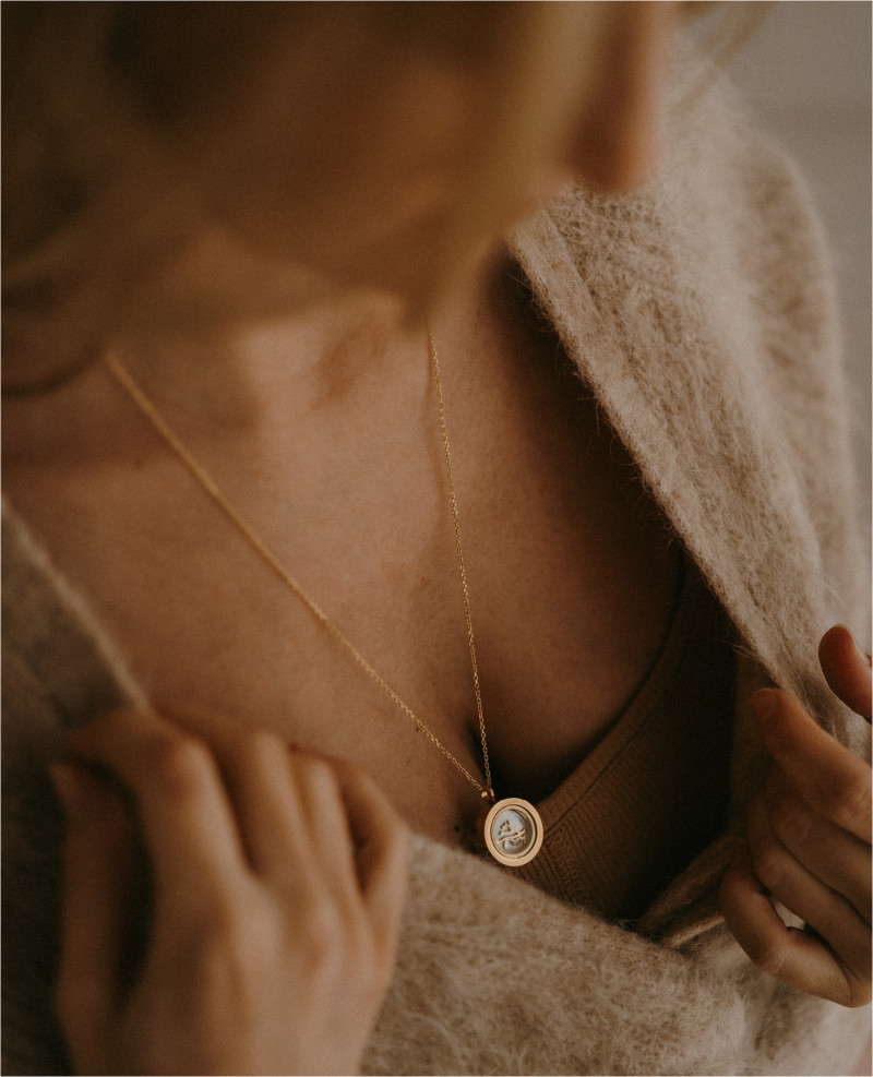 Collier amulette personnalisable
