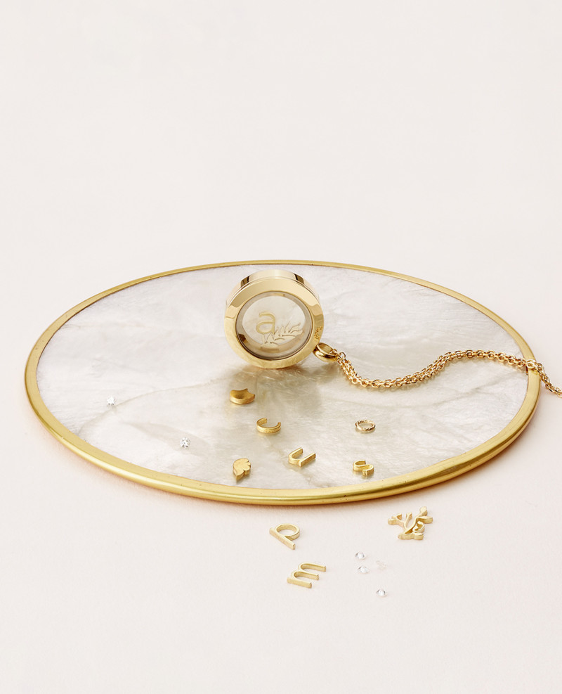 Collier amulette personnalisable